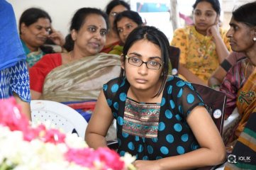 Celebs Pay Condolences to C Narayana Reddy